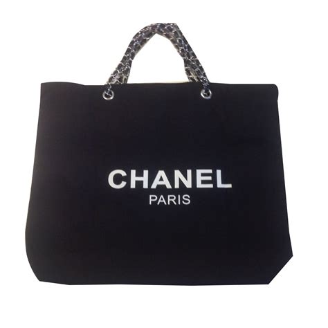 chanel vip gifts 2017|chanel gift with purchase offers.